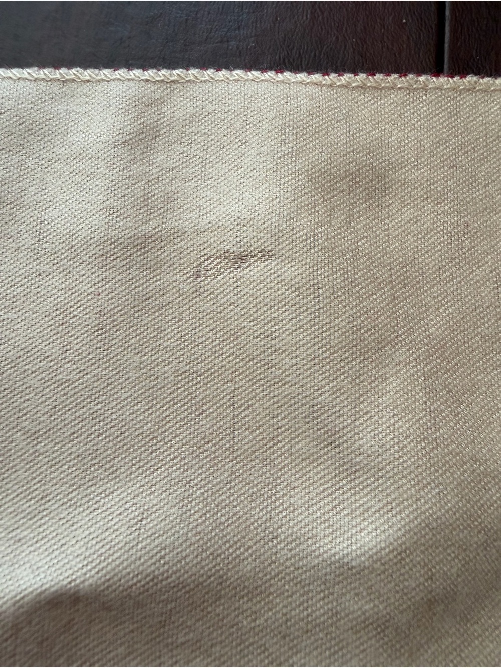Beige and Red Equestrian scarf - Picture 5 of 10